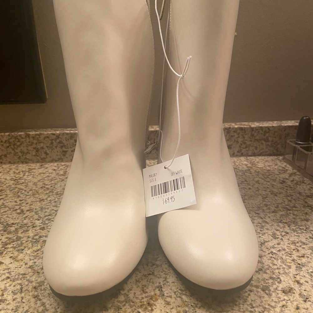 Super stylish cream white boots with block heel